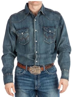 Wrangler Men’s Vintage Pearl Snap Denim Shirt Blue Large